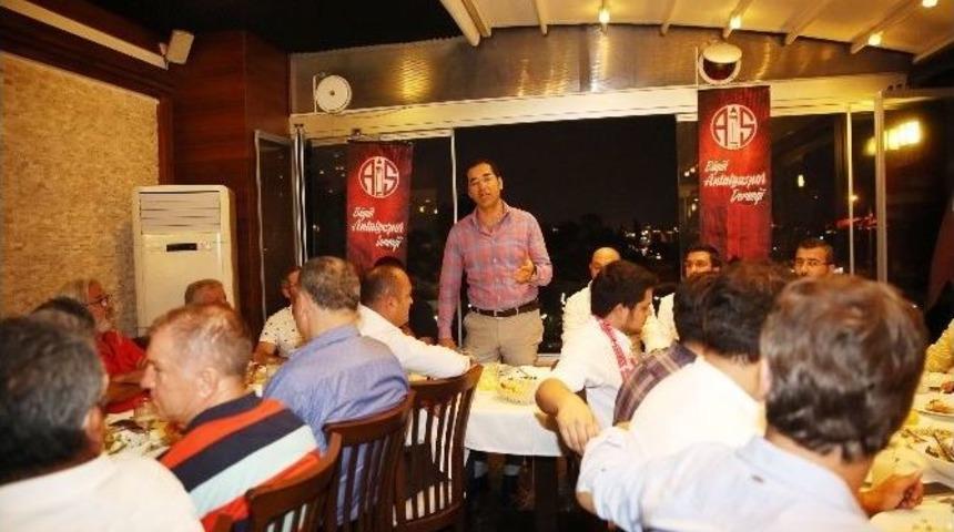 B&uuml;y&uuml;k Antalyaspor Derneği&rsquo;nden Birlik Beraberlik Yemeği