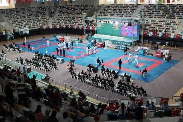 Kocaeli’de Karate Heyecanı Başladı