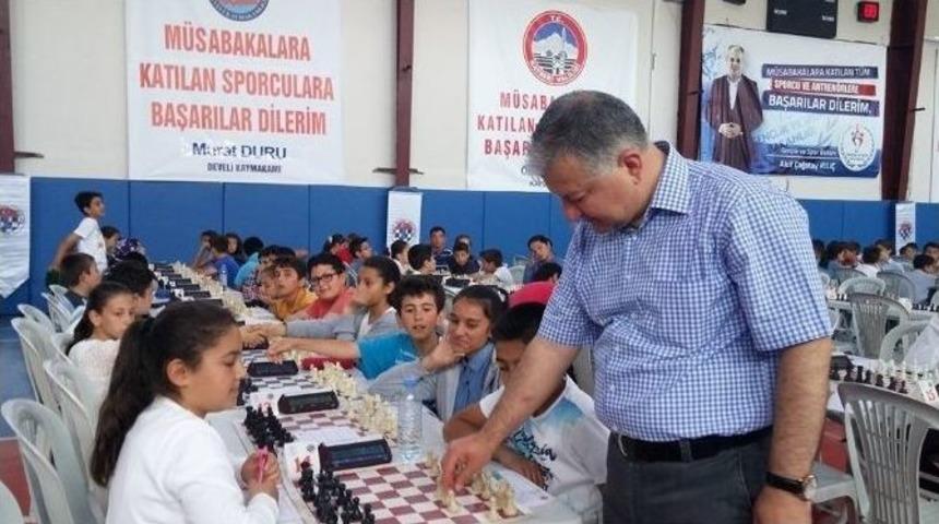 Develi&rsquo;de Satran&ccedil; Turnuvası Yapıldı