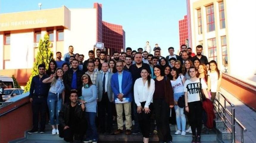 Kırklareli &Uuml;niversitesi Radyo Tv B&ouml;l&uuml;m&uuml; İlk Mezunlarını Verdi