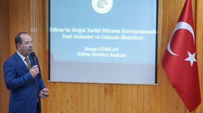 G&uuml;rkan, İl Genel Meclisi&rsquo;nde Projeleri Anlattı