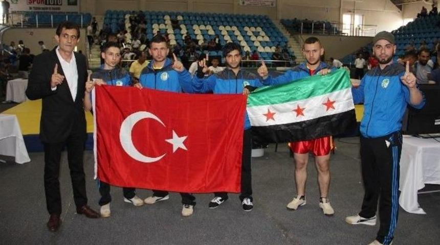 &Uuml;lkelerindeki Savaş Wuhsu Sporundan Vazge&ccedil;irmedi