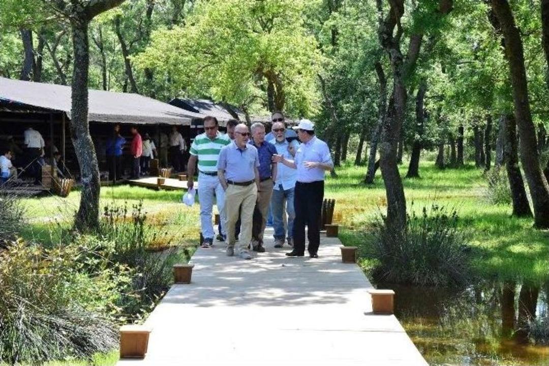 T&uuml;r&ccedil;ev Yetkilileri Kuş Cenneti&rsquo;ni Gezdi