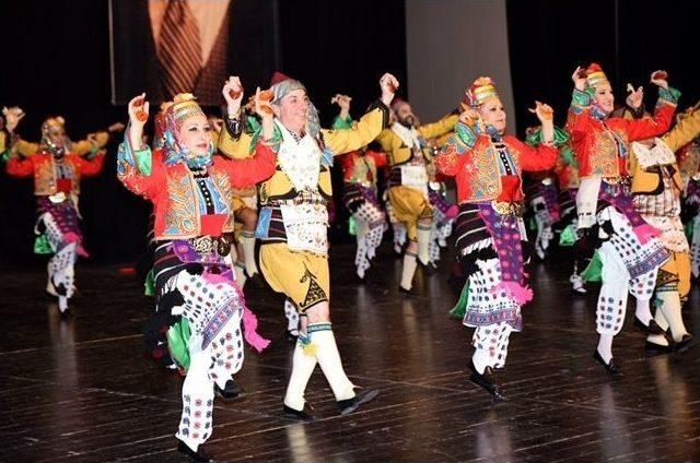 Anadolu’nun Renkleri’nden Görsel Şov