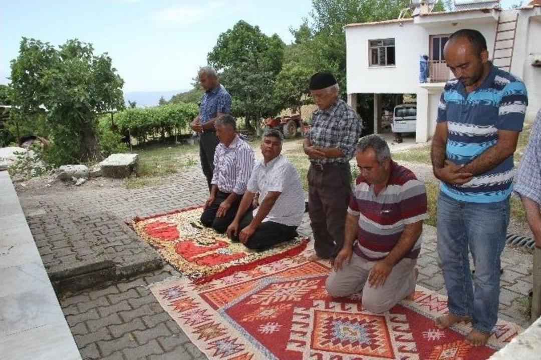 Cemaat, Camilerine İmam İstedi