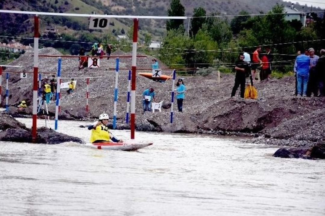 T&uuml;rkiye Kano Şampiyonası Giresun&rsquo;da D&uuml;zenlendi