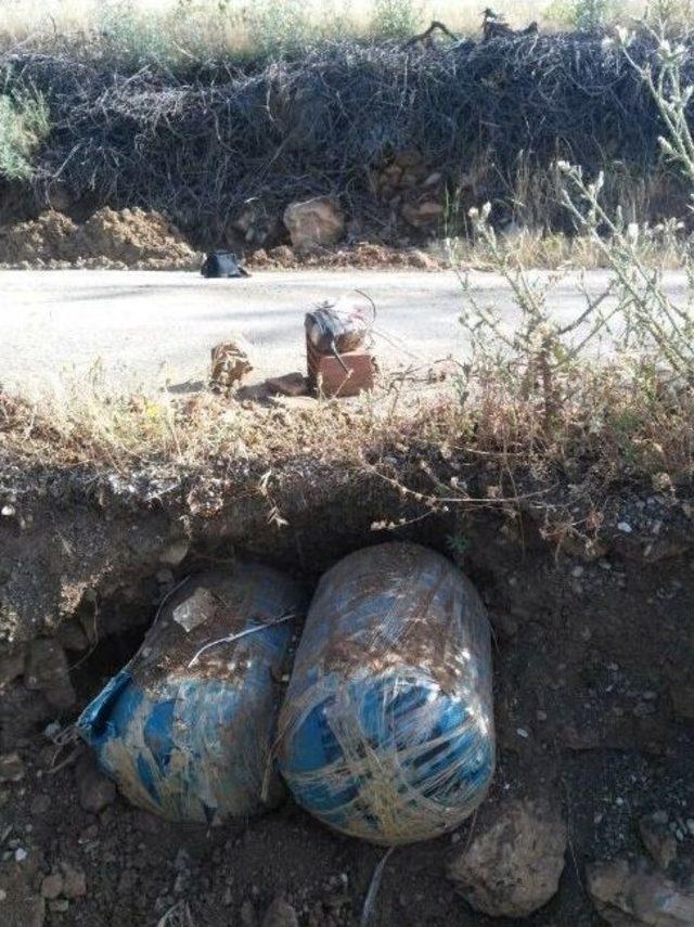 Telsiz Düzenekli Bombayı Fark Eden Jandarma Faciayı Önledi