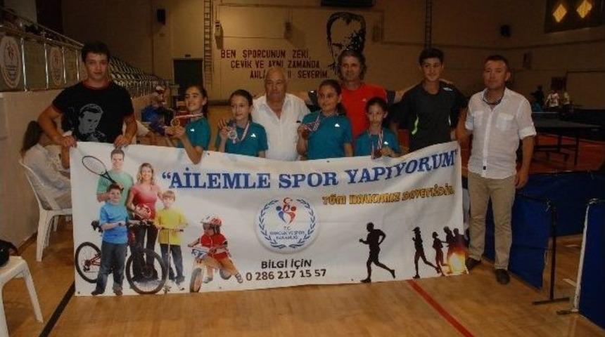 Bayrami&ccedil;&rsquo;te Masa Tenisi Turnuvası D&uuml;zenlendi