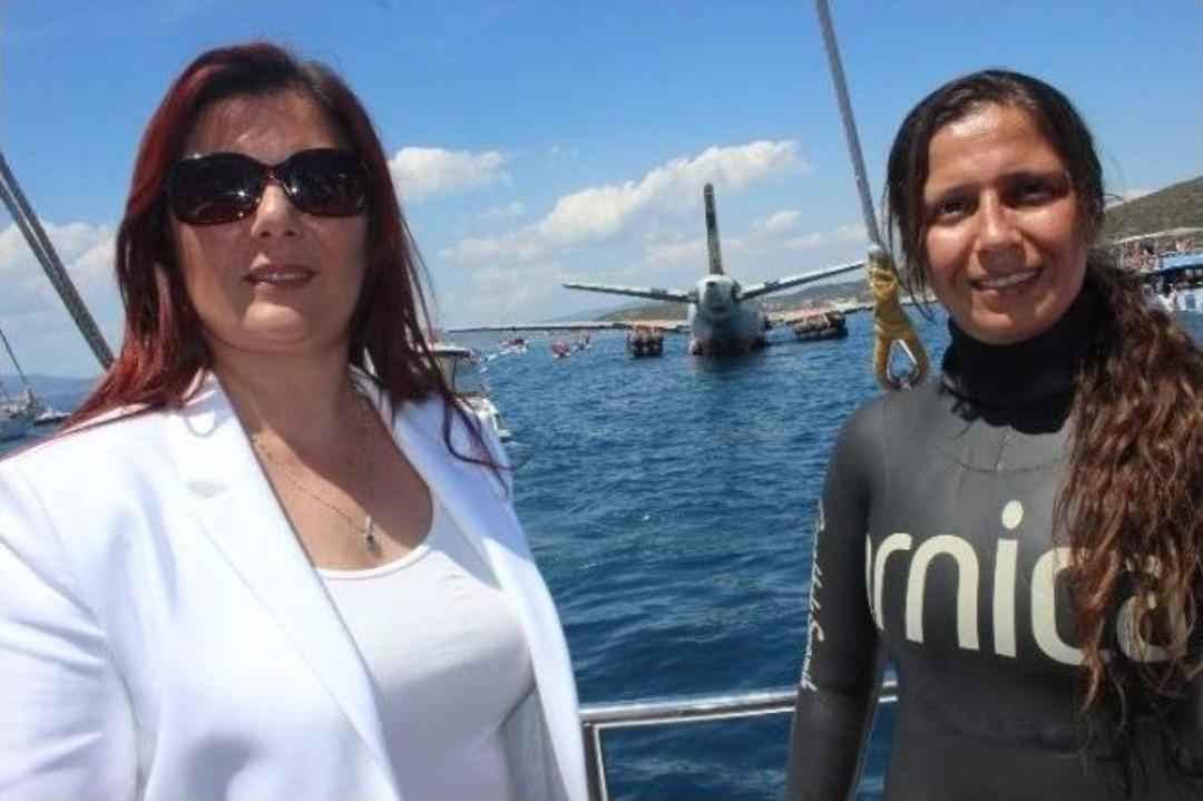 Dev U&ccedil;ak Deniz Dibinde, İlk Dalışı Şampiyon Yapacak