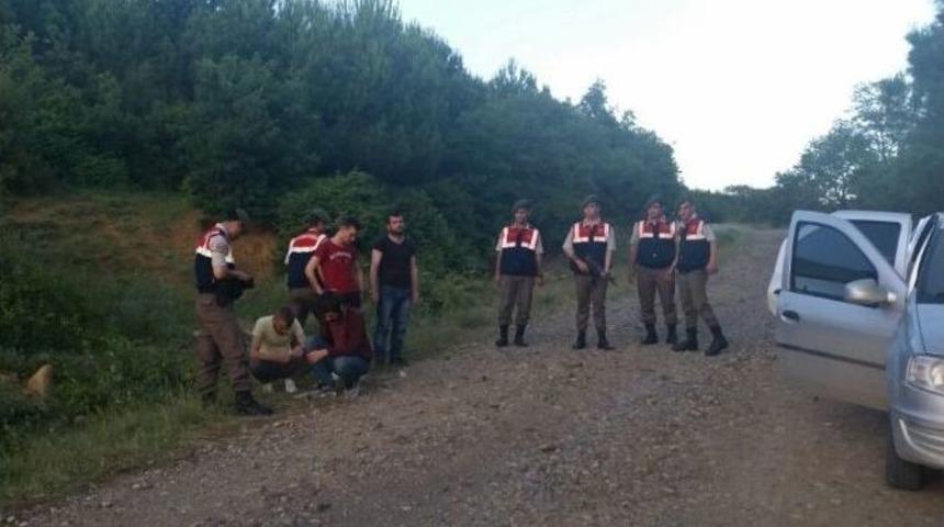 Gece Kul&uuml;plerine Uyuşturucu Temin Edenler Yakalandı