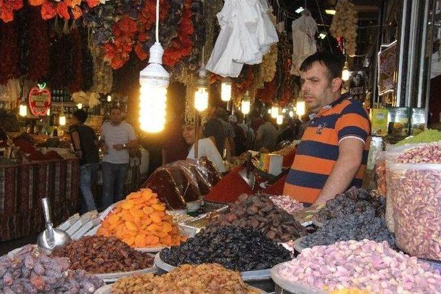 Hurmada Asıl Umut Ramazan Ayının İlk Gününde Beklenen Suriyeliler