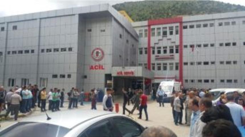 G&uuml;m&uuml;şhanede Ter&ouml;r Saldırısı 2 Yaralı