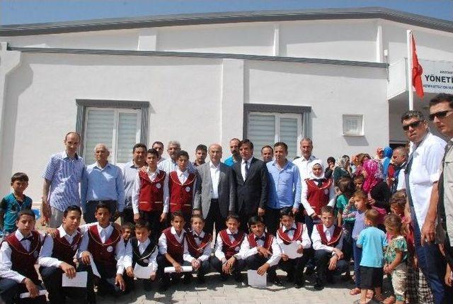 Adıyaman Çadır Kentte Duygusal Vedalaşma