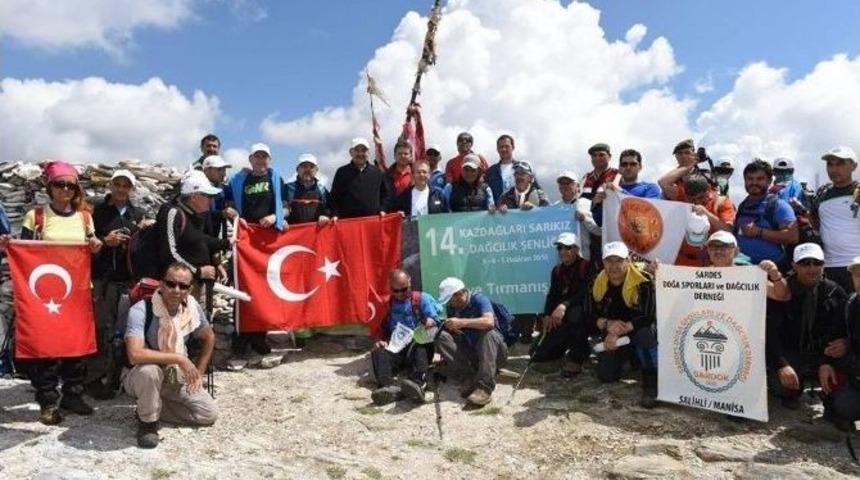 Edip Uğur Zirveye &Ccedil;ıktı