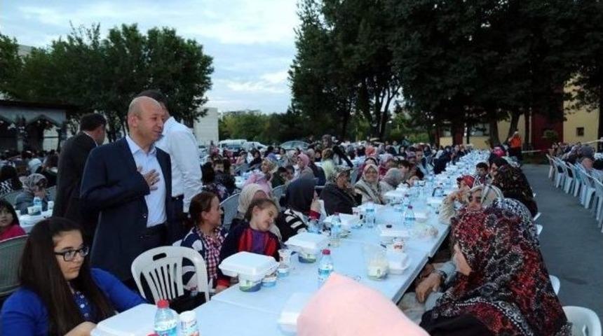 Kocasinan Belediye Başkanı Ahmet &Ccedil;olakbayrakdar: