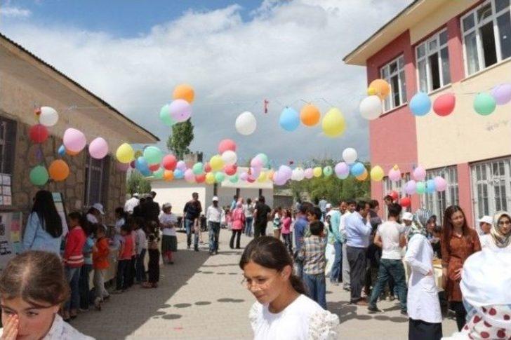 Köy Okulunda Bilim Fuarı G4