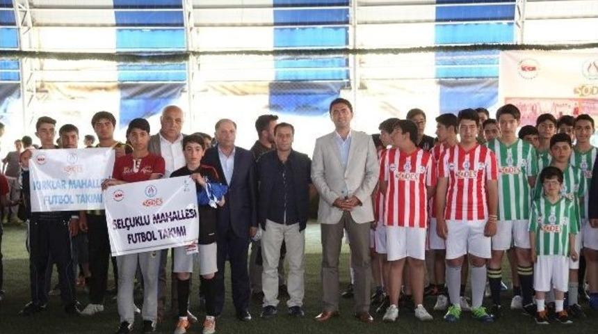 Geleceğin Yıldızları Futbol Turnuvası