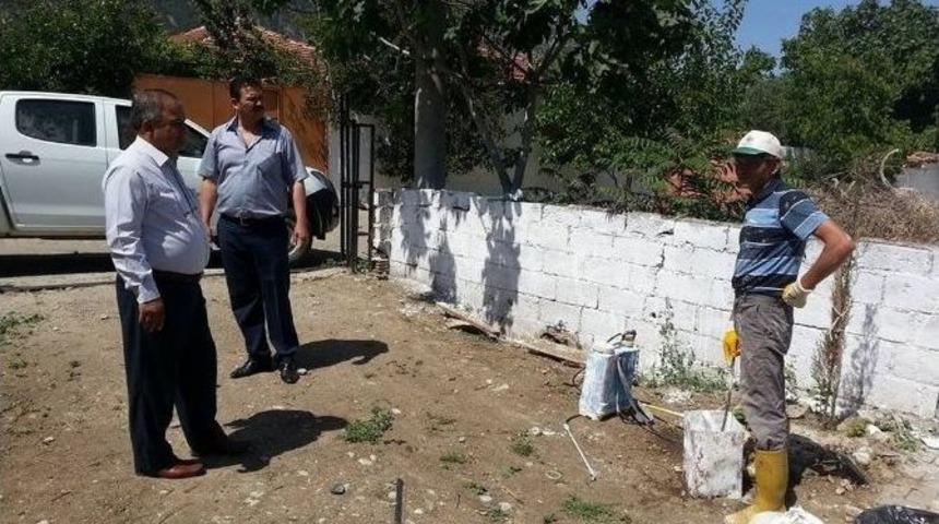 G&ouml;lmarmara Mezarlıklarına Ramazan Temizliği