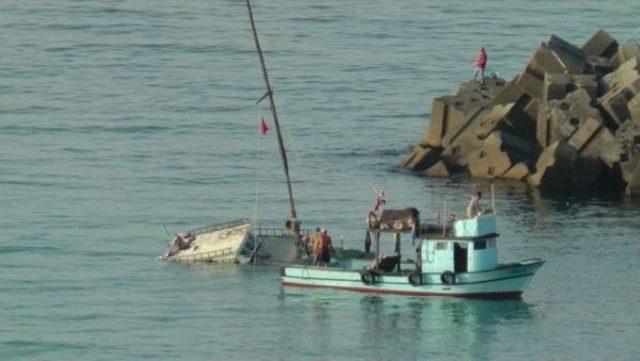 Akçakoca’da Bakıma Alınan Gezi Teknesi Battı