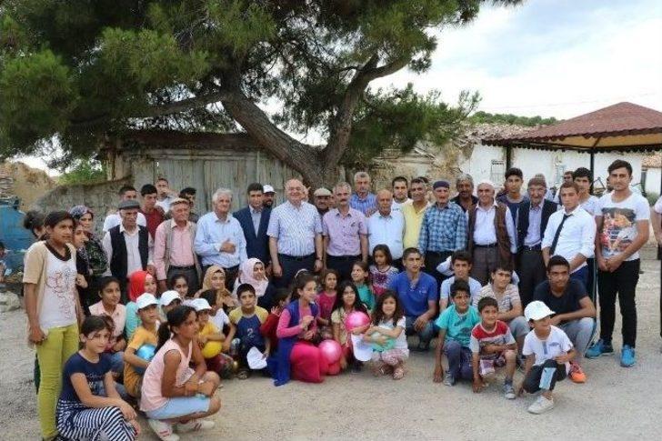 Saruhanlı’da 113 Kilometre Yol Ağı Asfaltlanacak G4