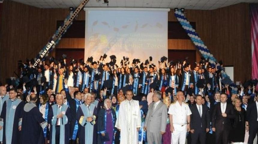 Ereğli Eğitim Fak&uuml;ltesi 16. D&ouml;nem Mezunlarını Geleceğe Uğurladı