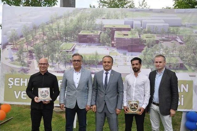 İnegöl Şehir Meydanı Ve Belediye Binası Projesi Yarışması