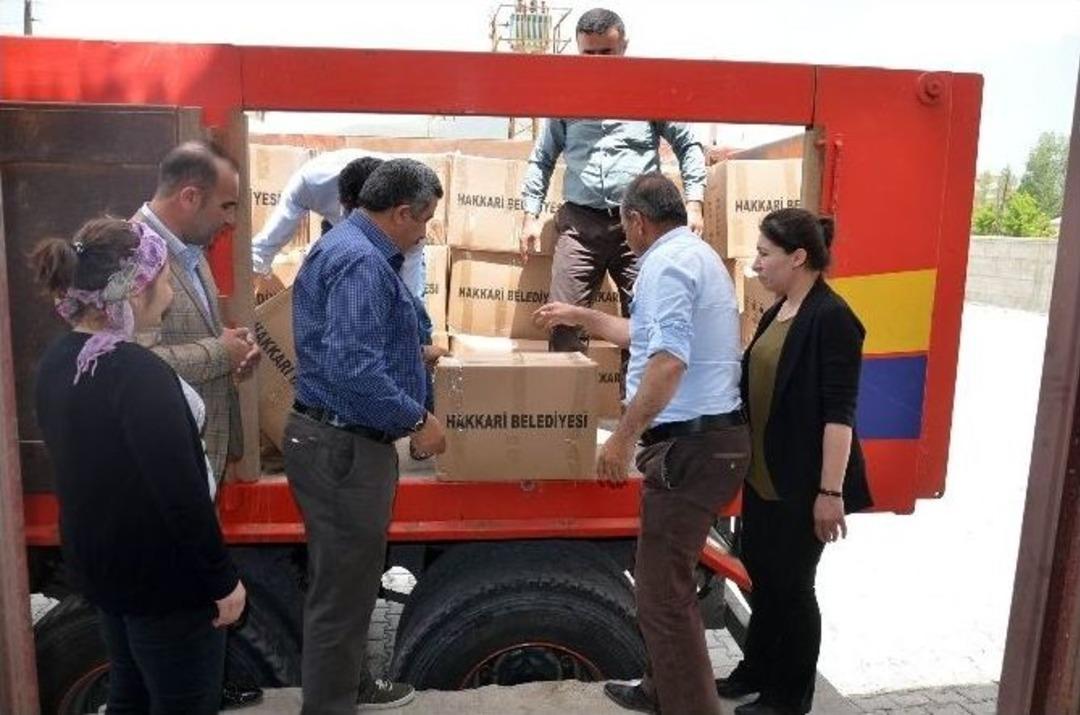 Y&uuml;ksekova&rsquo;da Gıda Yardımı Yapıldı, İftar &Ccedil;adırları Kuruldu