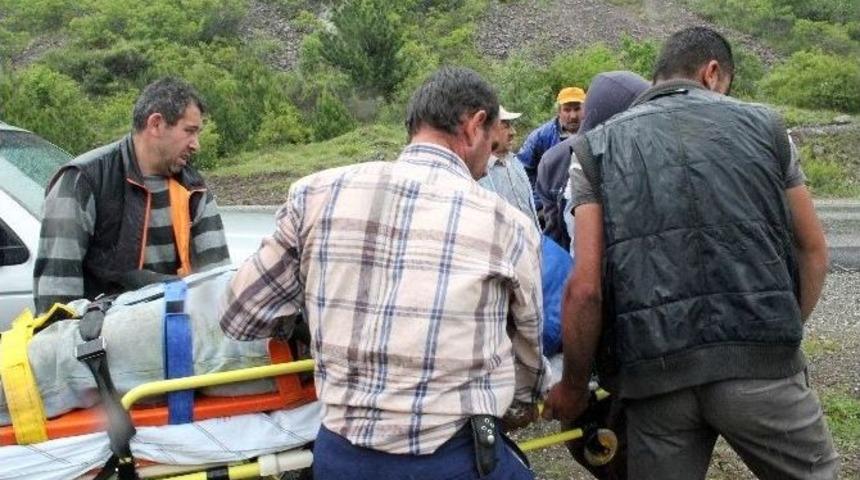 Tosya Trakt&ouml;r Kazası: 1 Yaralı