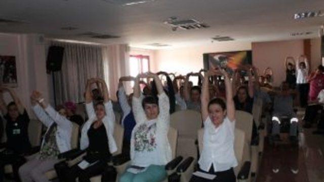 Hastane Çalışanlarına Ergonomi Eğitimi Verildi