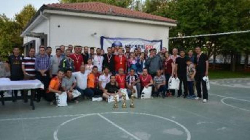 Kayserigaz 9. Geleneksel Voleybol Turnuvasının Galibi Belli Oldu