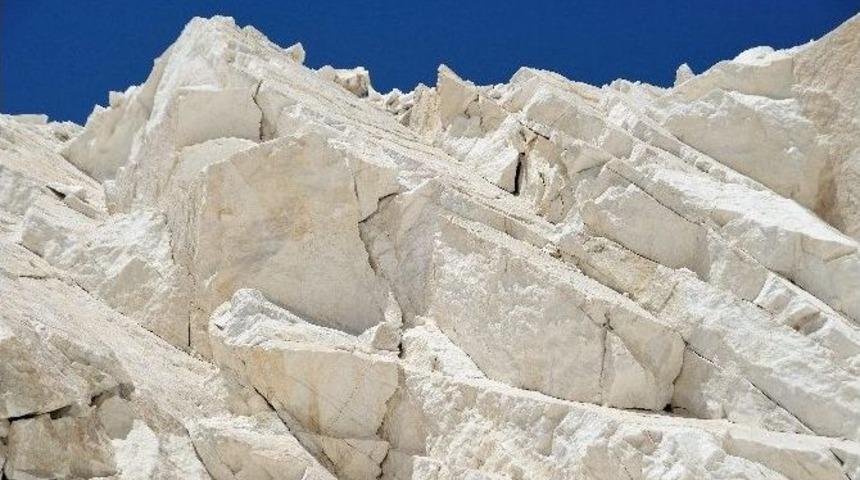 Niğde&rsquo;den 40 &Uuml;lkeye &lsquo;kalsit&rsquo; İhrac Ediyor