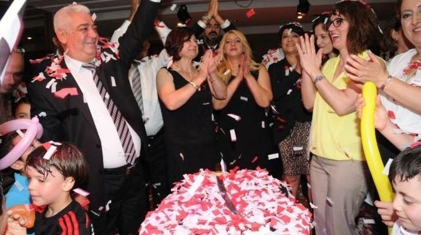 Abisad&rsquo;tan Şampiyonluk Ve Kuruluş Kutlaması