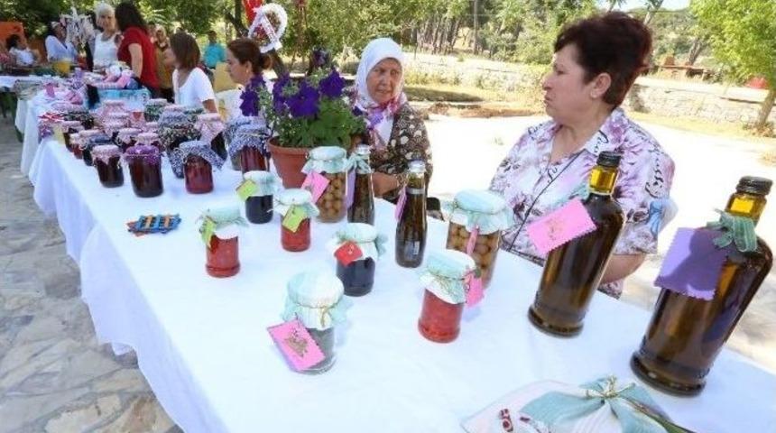 Kadınlar &Ccedil;amlık&rsquo;ta Pazar A&ccedil;tı
