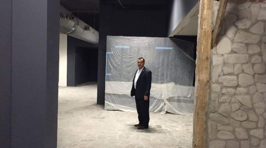 Tarihi Eserler Vakıflar’ın Deposunda Çürüyor Mu?