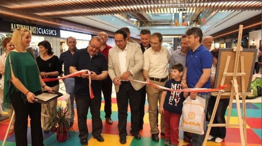 Ev Hanımlarından Resim Sergisi