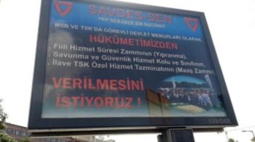 Tsk’nın Sivil Memurlarından Bilboardlı Eylem
