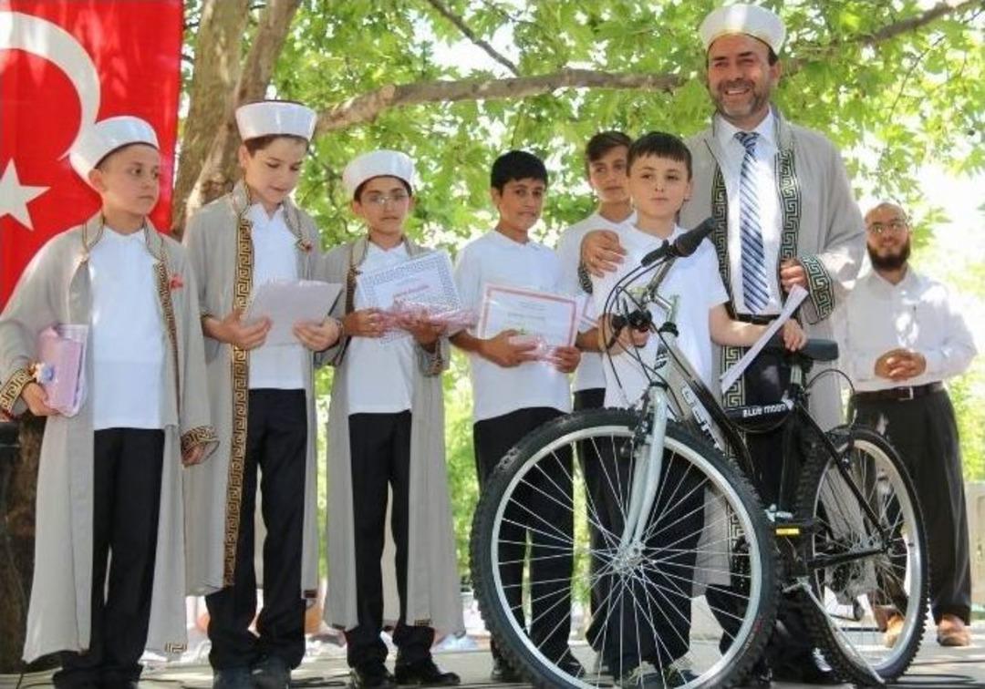 Saruhanlı Kur&rsquo;an Kursunda Mezuniyet T&ouml;reni