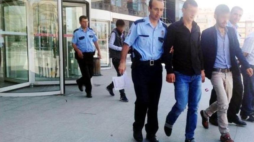 Kayseri&rsquo;de Uyuşturucu Sanıklarına 56 Yıl Hapis