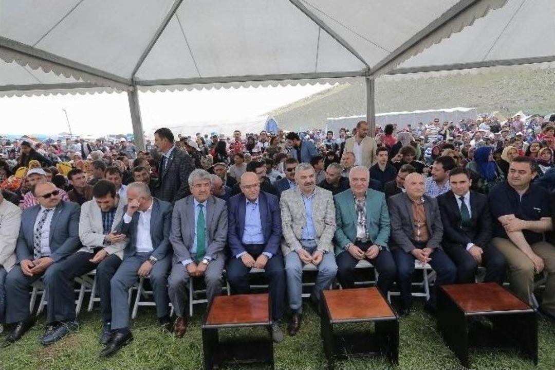 Başkan &Ccedil;elik Akkışla Festivali&rsquo;ne Katıldı