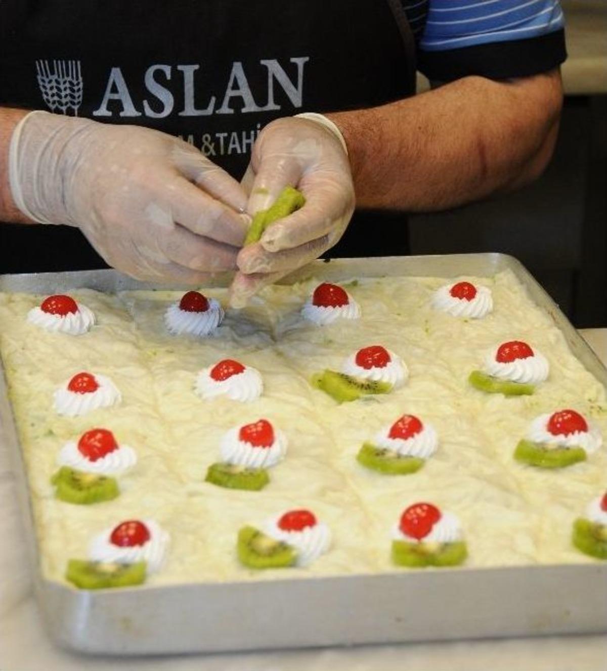 Geleneksel G&uuml;lla&ccedil; Tatlısına Eskişehir&rsquo;den Farklı Bir Yorum