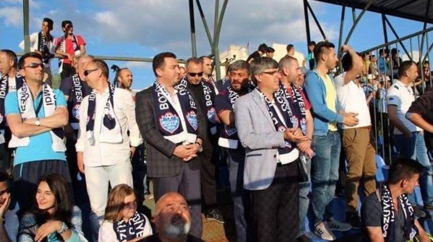 Bilecik 2.&rsquo;inci Amat&ouml;r K&uuml;me B Grubunun Şampiyonu Boz&uuml;y&uuml;k İdmanyurdu Spor Oldu