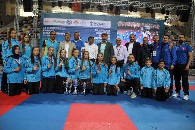 14. Uluslararası Karate Şampiyonasına Türkiye Damgası