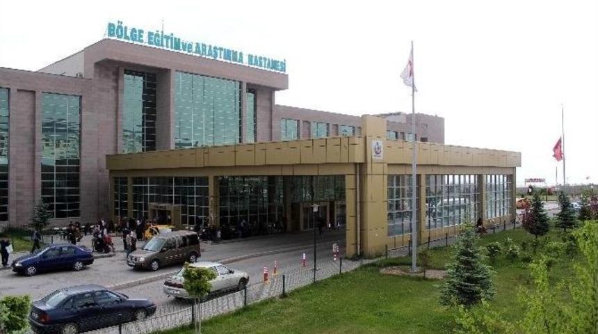 Erzurum&rsquo;da Kkka Vir&uuml;s&uuml; Ş&uuml;phesi: 1 Hasta Karantinaya Alındı