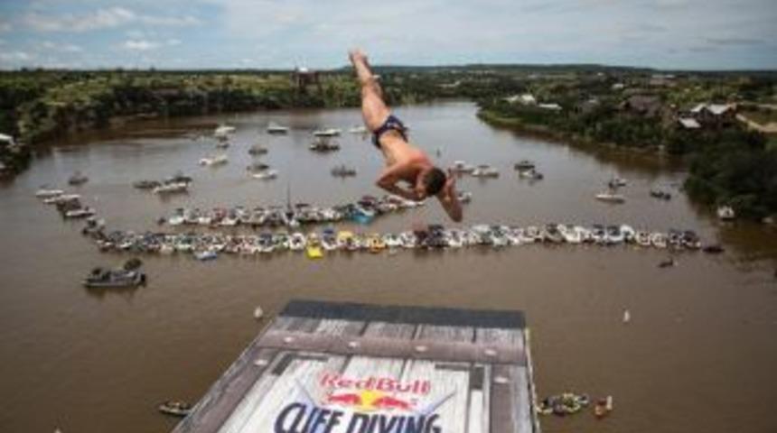 Teksas&rsquo;ta Perde S&uuml;rpriz Sonu&ccedil;larla A&ccedil;ıldı