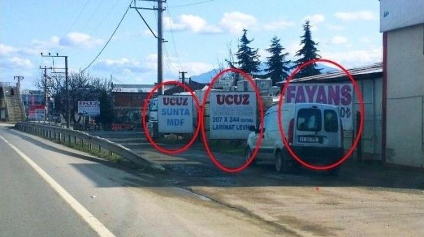 G&ouml;rsel Kirlilik Oluşturan Tabelalar Kaldırılıyor