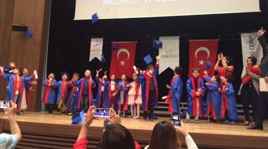 Yozgat &Ccedil;&ouml;z&uuml;m Koleji &Ouml;ğrencileri Mezuniyet Sevinci Yaşadı