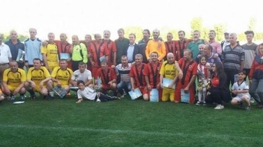 Tavşanlı Olgunlar Turnuvası&rsquo;nda Şampiyon Linyit Veteranlar