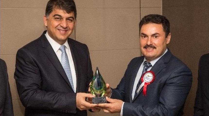 Başkan Rıdvan Fadıloğlu&rsquo;na &Ccedil;evre &Ouml;d&uuml;l&uuml;