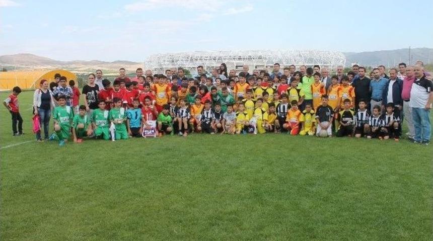 Bu Futbol Turnuvasının Şampiyonu Yok