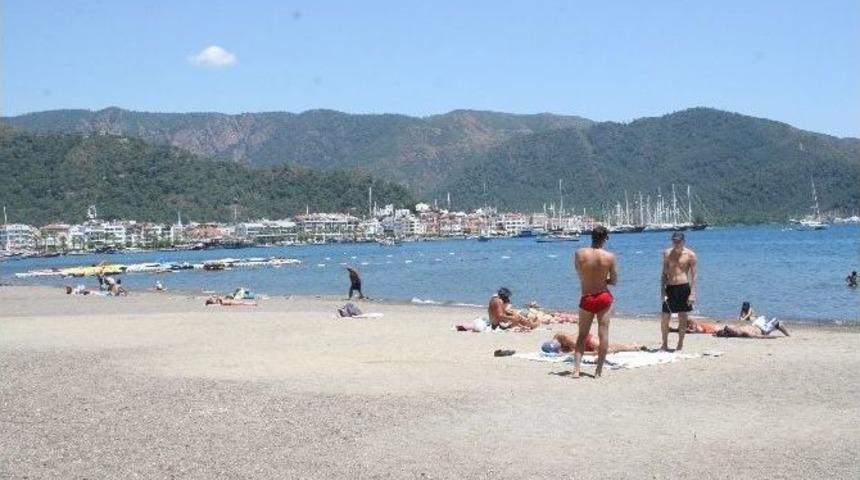 Marmaris Sahillerinde Ramazan Sakinliği